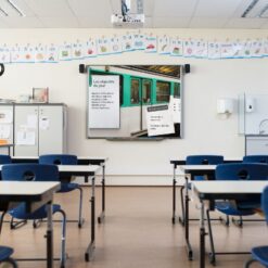 12 France agenda slides for Google™ Drive/Powerpoint/Smartboard